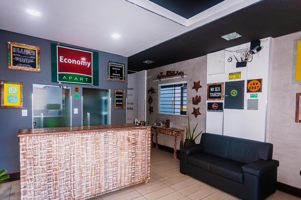 Economy Apart Natal Buitenkant foto